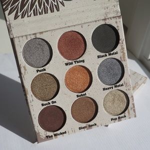 Metallic Eyeshadow Palette